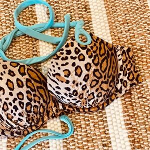 Victoria Secret cheetah leopard bikini top pool top vacay beachy summer 34B